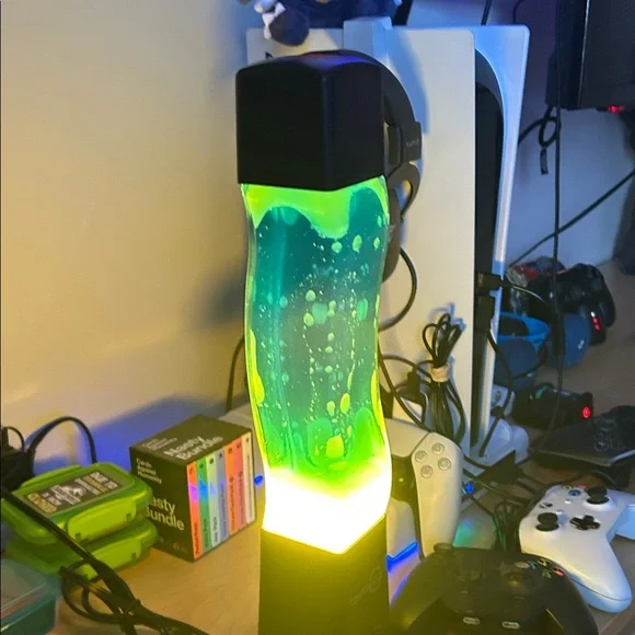 Tzumi LED Lava Lamp - Picture 5 of 5